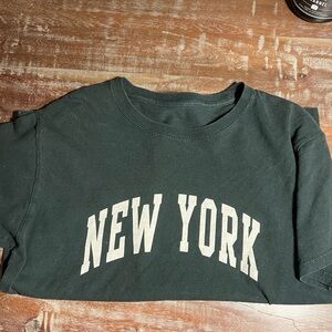 Brandy Melville New York top